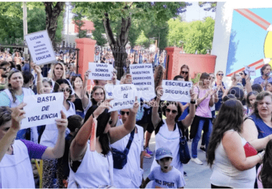 Masiva movilización en Necochea tras una salvaje agresión a una docente