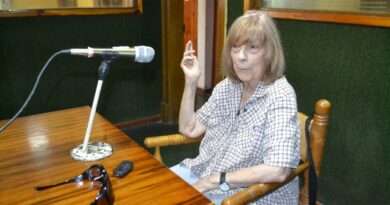 Marta Seta, símbolo de la cultura y el teatro de Rojas, reconocida por Trillo 77. Toda una vida atravesada por los escenarios.