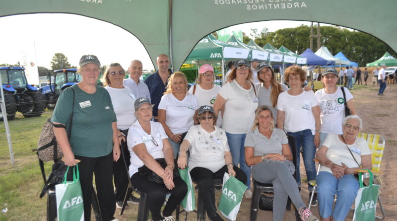 Exitosa y concurrida muestra de AFA Campo. Dialogamos con Claudio Mahfud, Gisela Farré y Darío Marinozzi, de AFA, y Betzabé Corro, de Atención Primaria.
