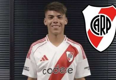 Santiago Espíndola en la mira del técnico Chacho Coudet