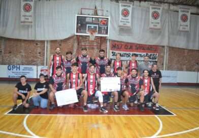 El Tricolor recibe al otro líder