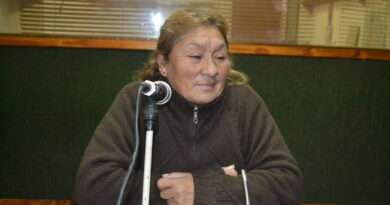 Este sábado se realizará un Seminario de Macramé en el Centro Santa Rita a cargo de Mirta Elida Fernández. Un oficio quizás olvidado que vuelve a florecer.