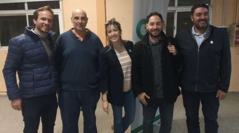 Presentación de las líneas de financiamiento del MDA para el sector agro productivo. Detalles a cargo de Ayelén Borda y Nicolás Vento, del Gobierno Provincial, y Claudio Mahfud, de Agricultores Federados.