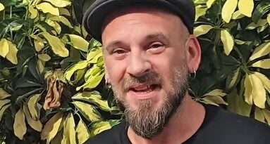 La Romería de Peter: Fede Sibelli, hoy como Peter de Morón, tocará en Rojas este finde y llega con una propuesta de generar espacios de intercambio con artistas locales.
