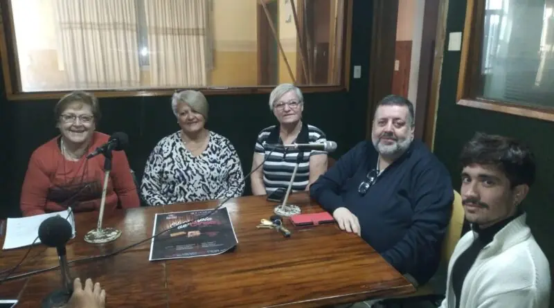 «El cumple de Corita»: 16 y 17 de mayo en el Teatro Tafs. Nos visitaron Cristina Silveira, Sofía Oviedo, Karina Passotti, Marcelo Maggiolo y Tomás Dedieus, parte del elenco.