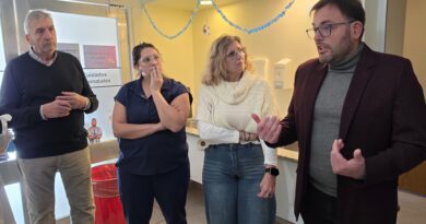Autoridades de Región Sanitaria IV y de Salud provincial recorrieron el Hospital y se reunieron con el Intendente. Declaraciones de Lorena Damiano y Román Bouvier.
