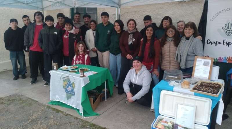 En el marco del programa Mercados Bonaerenses fue presentado el Proyecto Batata Rojense. Dialogamos con el responsable de la Chacra Experimental del MDA Franco Zabala.