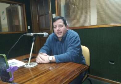 Charla a agenda abierta con el Secretario de Gobierno y Coordinación del Gobierno Municipal Leo Veliz: El eje en salud, viviendas, seguridad, educación y planes a futuro.
