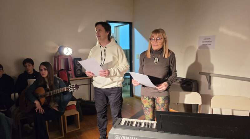 El reconocido músico y profesor Juan Marino asumió como nuevo director del Conservatorio Municipal de Música. Fue presentado en la audición de alumnos.