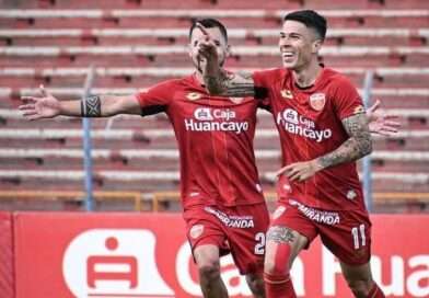 Doblete de Javi Sanguinetti para el triunfo del Huancayo