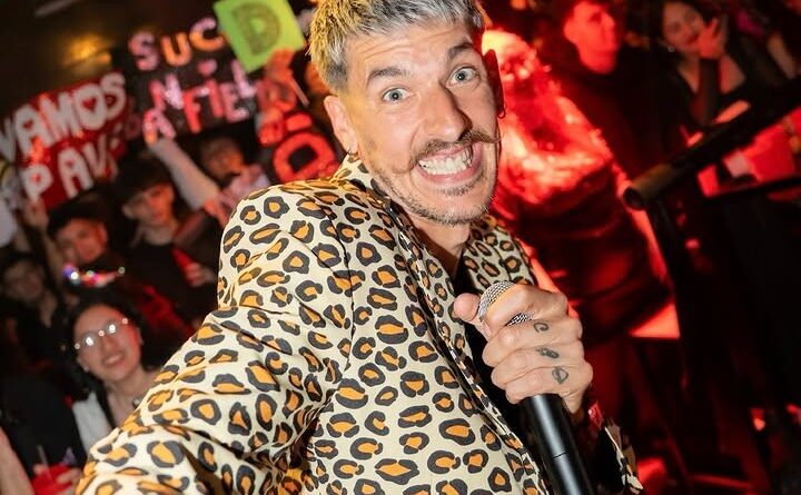 Tute Show llega a la ciudad para ponerle color, magia y humor al cierre de los espectáculos de las vacaciones de invierno. Nos divertimos en la previa en Radio Rojas.