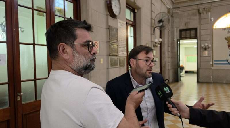 El Intendente Román Bouvier ve con buenos ojos el nuevo proyecto del parque industrial. Anunció que prevé su inauguración para abril del año que viene.