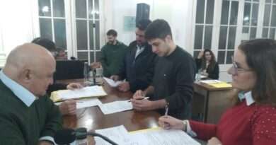 Hubo sesión en el Concejo Deliberante temas de relevancia: Viviendas y Parque Industrial. Daniel Suárez, secretario, repasó lo sucedido.