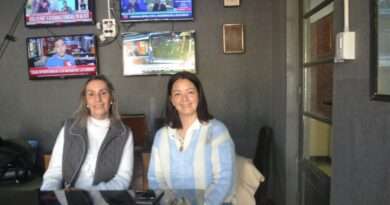 Liliana Gonzalez y Analía Gavotto repasaron las actividades que se vienen para la Novena de San Francisco de Asís y la fiesta popular del domingo.
