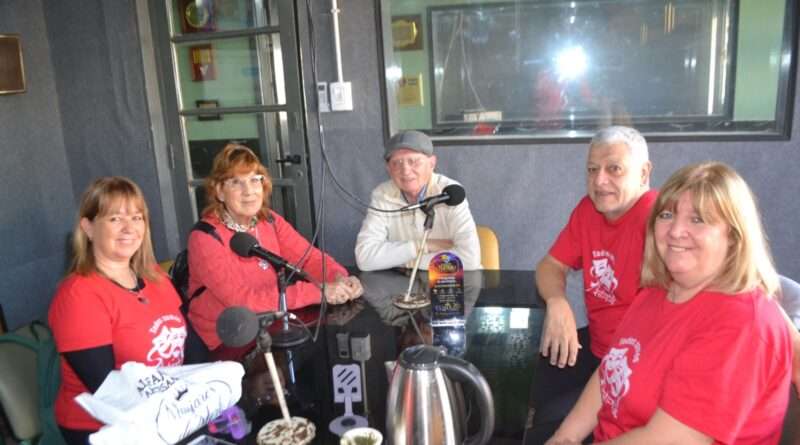 Tras la magnífica presentación en el encuentro de San Luis Todos somos Artistas se prepara para salir a escena el domingo en el Centro Español. Nos visitó Delia Álvarez junto a parte del elenco.