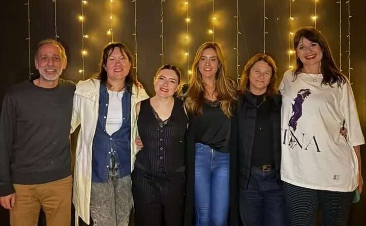 «Yo ya no», la obra que tuvo récord de público en Pergamino, llega el domingo a las 20:00 horas a la sala mayor del TAFS. La actriz Lorena Capriotti nos contó sobre la puesta.